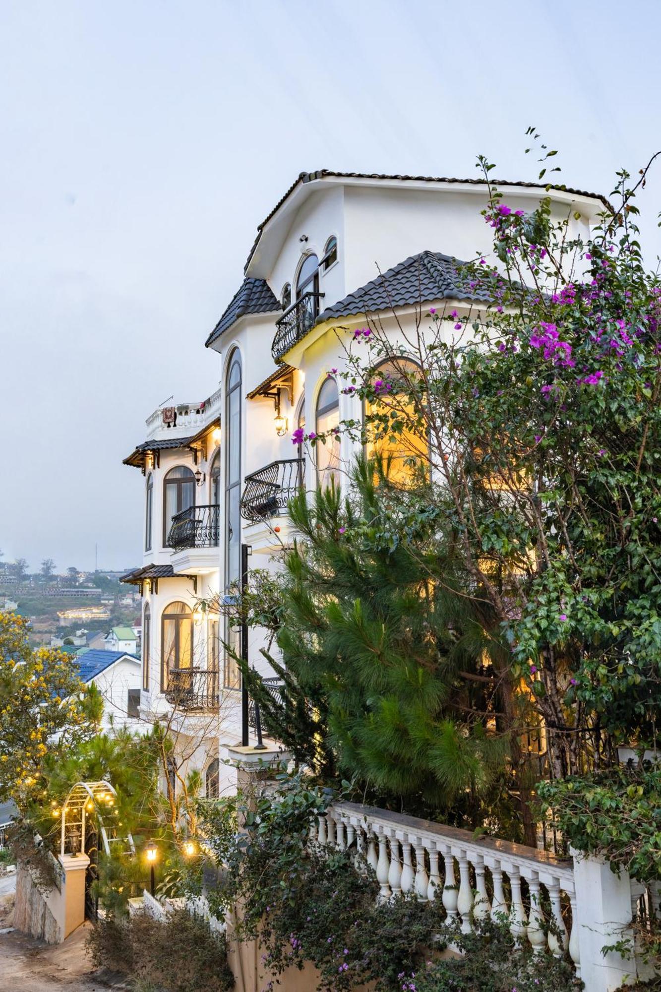 Adalia Villa With Valeyview - O'Tel Da Lat Exterior photo