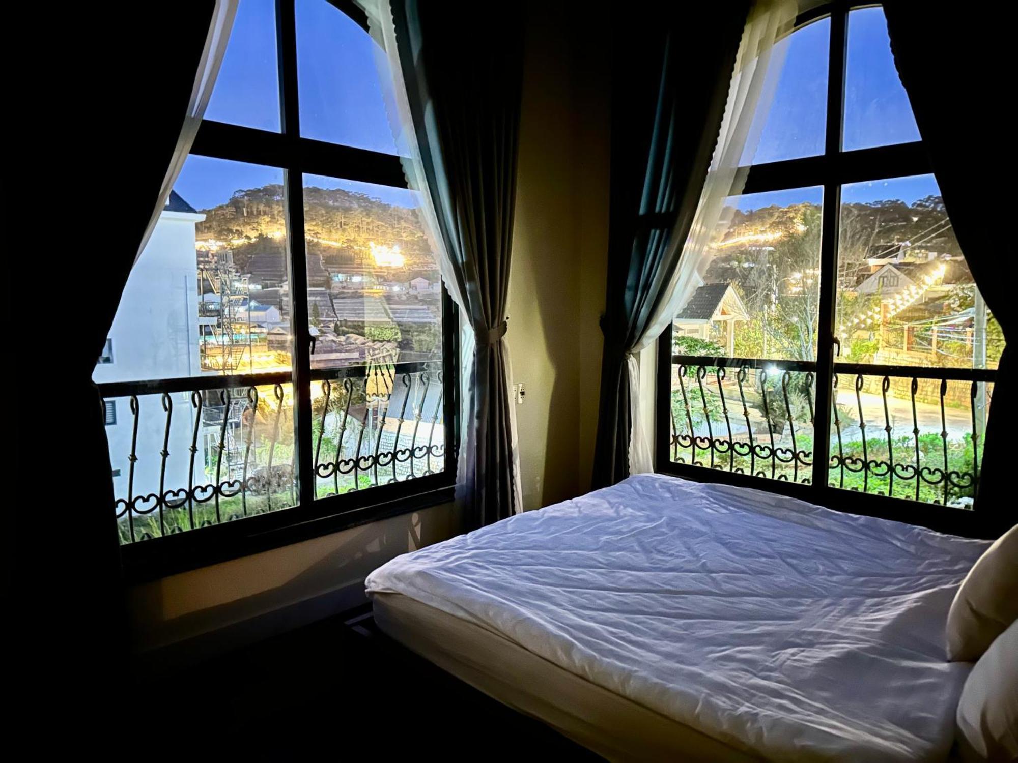 Adalia Villa With Valeyview - O'Tel Da Lat Exterior photo